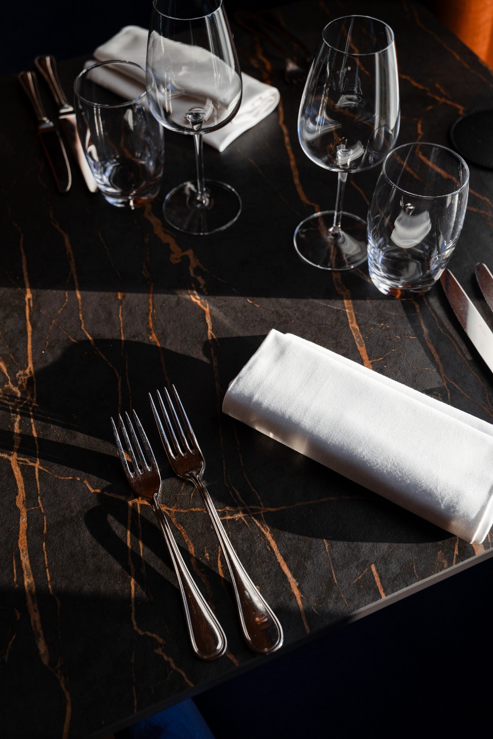 InterContinental Chantilly - La Terrasse tables couverts